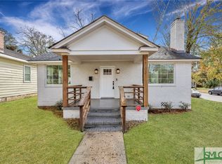733 W Victory Dr, Savannah, GA 31405
