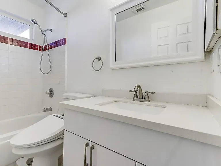 4307 Frontera Dr — Photo 4