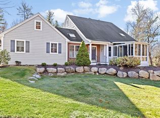 22 Woodbine Cir, Hanover, MA 02339