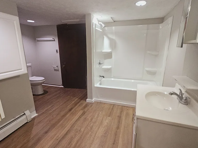 26 Lyon St #1B — Photo 9