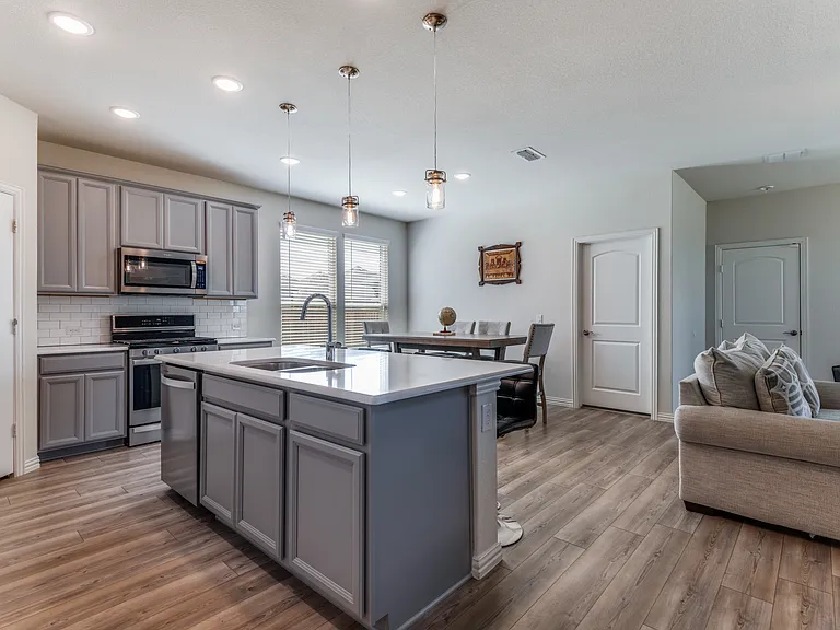 8715 Royal Star Rd — Photo 14