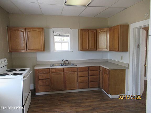 5th image of 1601 Hoitt Ave