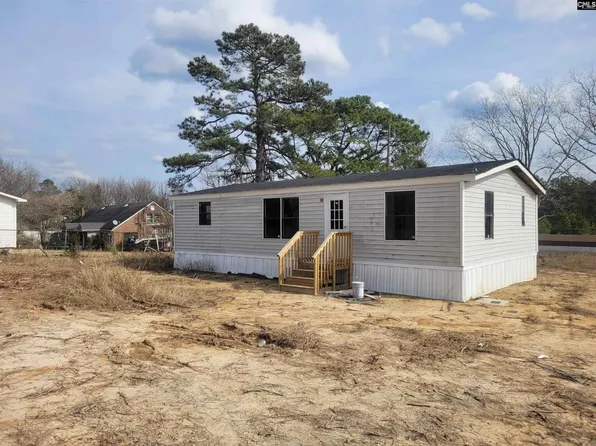 709 E Church St, Leesville, SC 29070