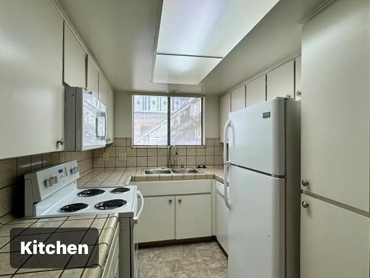 2 bed, 1000 sqft, $1,550 — Photo 4