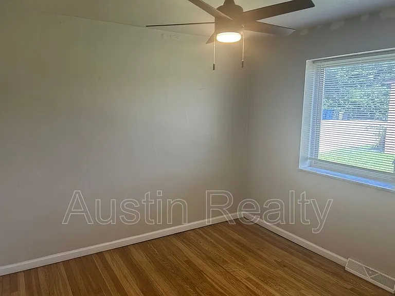 9011 Olive Blvd #1D — Photo 3