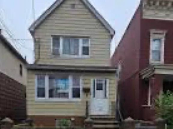 2nd image of 1038 Remsen Ave