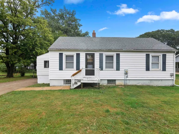 307 McGinley St, Washington, IL 61571