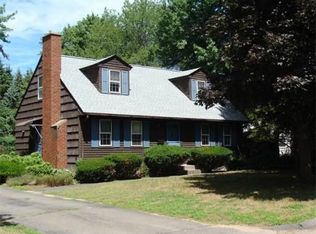 1 Crestview Cir, Enfield, CT 06082