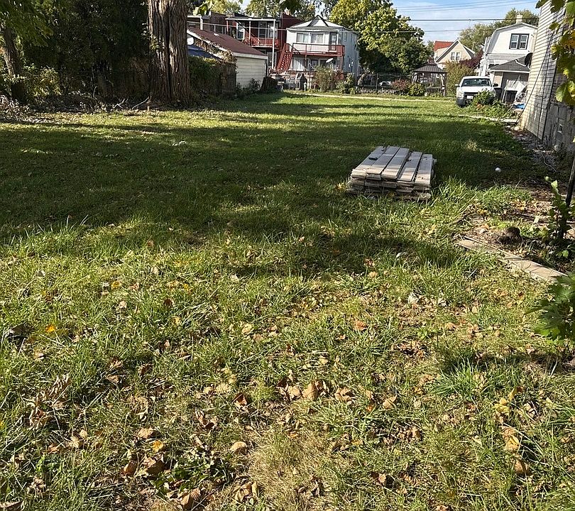 2nd image of 6218 S Elizabeth St
