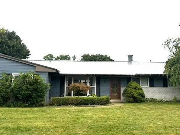 24051 Glen Ridge Ct, Novi, MI 48375