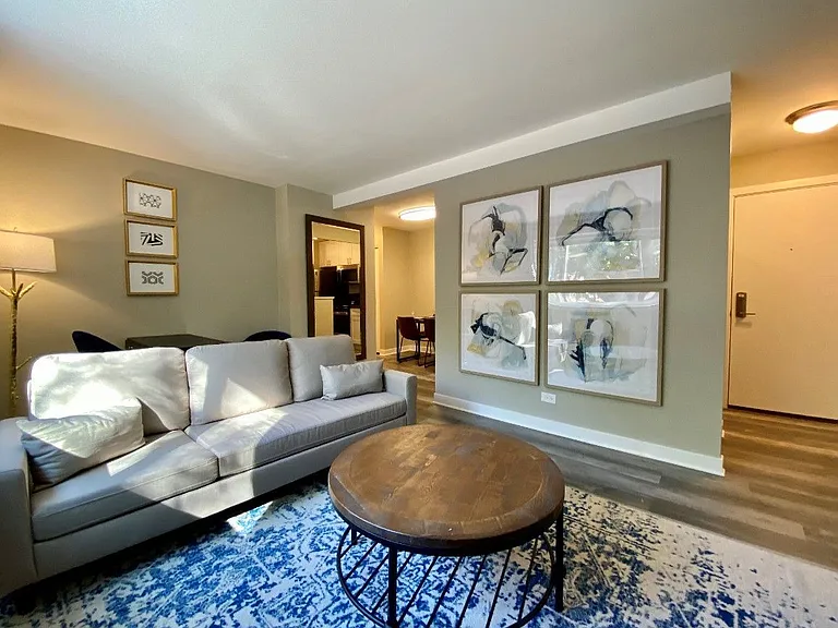 The Maynard at 5115 N Sheridan — Photo 7
