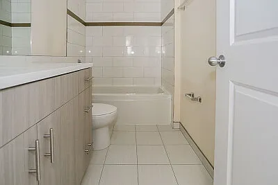 3711 N Wilton Ave #3 — Photo 4