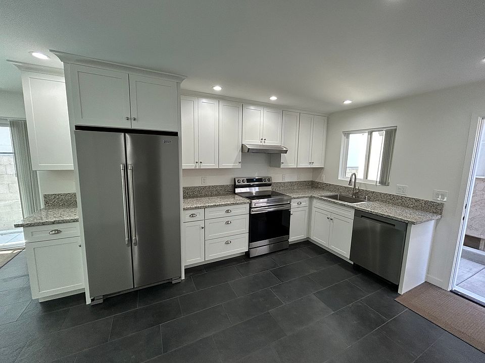 1st image of 3135 Garrison St
