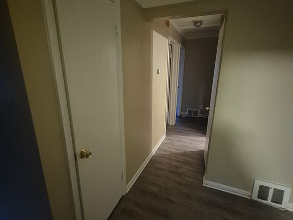 5th image of 743 E Madge Ave