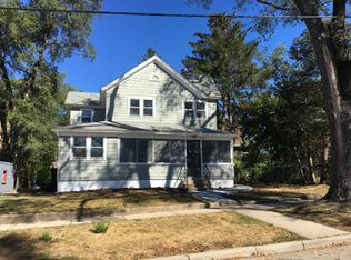 114 Cherry St APT 2, Elgin, IL 60120