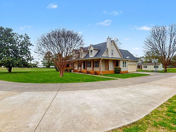 3rd image of 5304 Blackman Rd