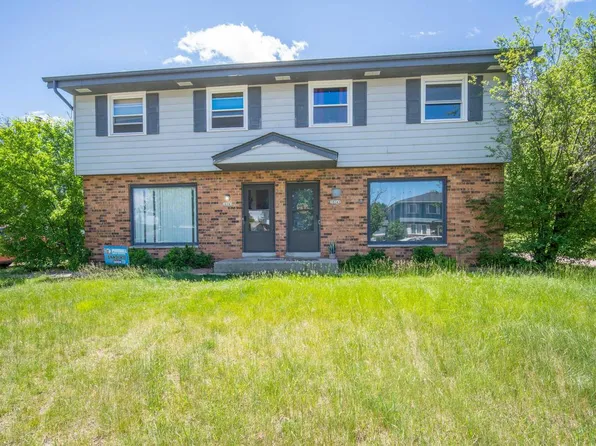 10741 West Wren AVENUE #10743, Milwaukee, WI 53225