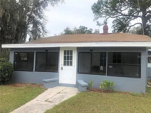 3rd image of 1123 Clifford Ave