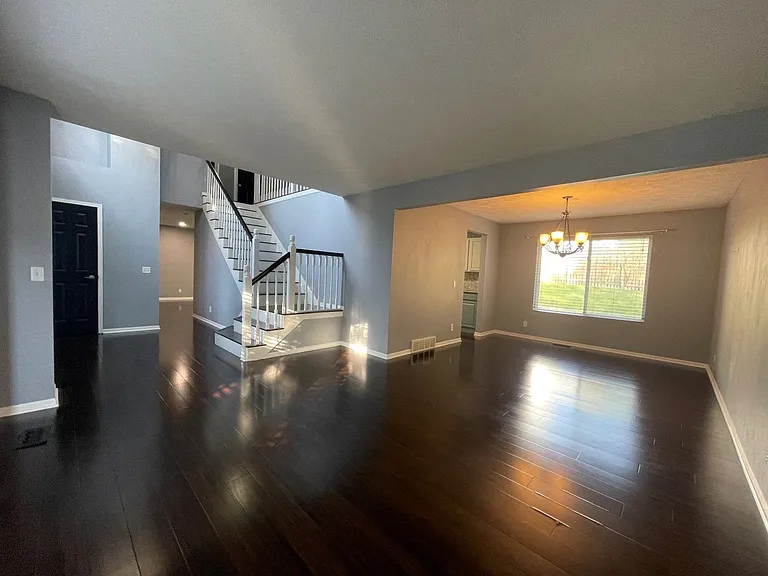 2930 Blackhawk Dr — Photo 9