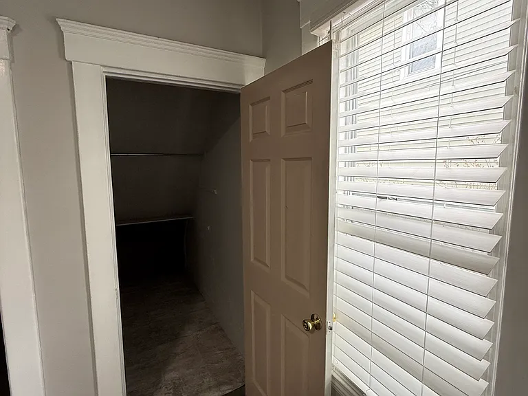1018 Auburn Ave #LWR — Photo 12