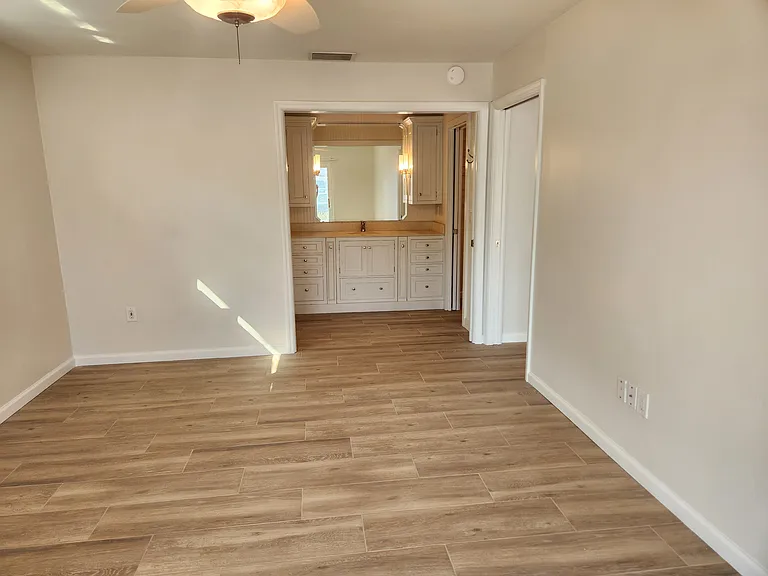 1336 49th Ave NE — Photo 9