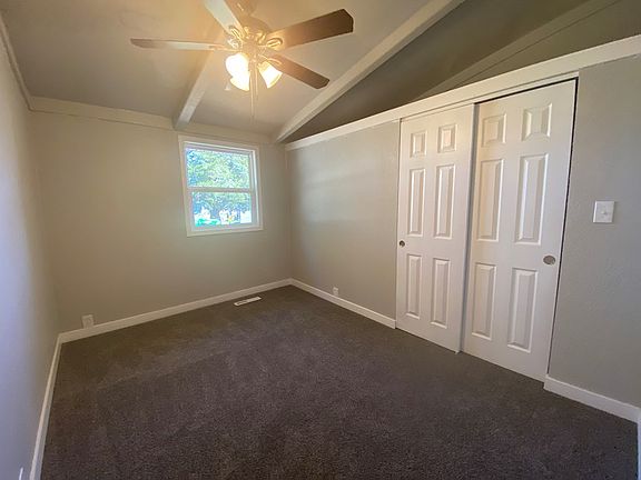 5th image of 805 W Shepherd Ave
