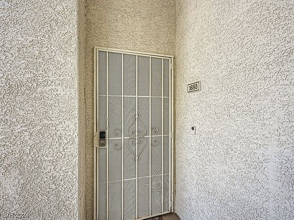 2nd image of 1685 Strasbourg Way #1685