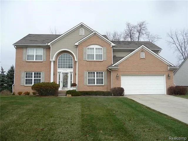 26794 Senator Blvd photo 1