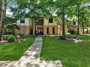 4919 River Hill Dr, Kingwood, TX 77345