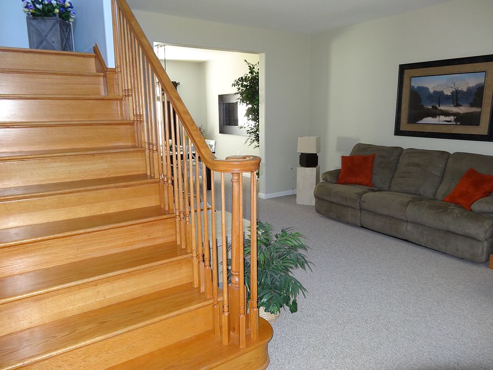 1st image of 263 Plantation Place Dr