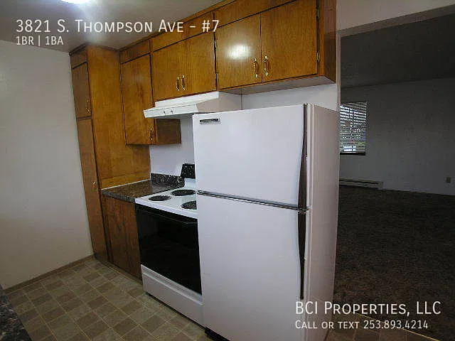 Conveniently located 1bd/1ba!! 3821 S Thompson Ave #7!! — Photo 3