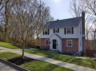 22 Maplewood Rd, Worcester, MA 01602