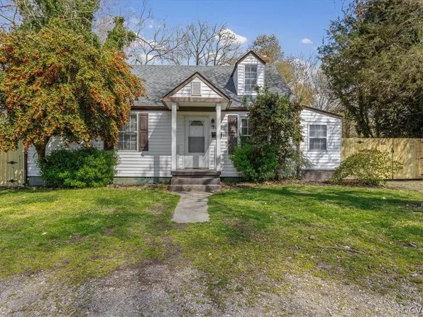 309 N 11th Ave, Hopewell, VA 23860