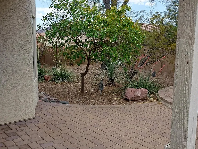 7634 W August Moon Pl — Photo 16