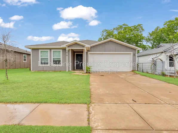 419 E Hull St, Denison, TX 75021