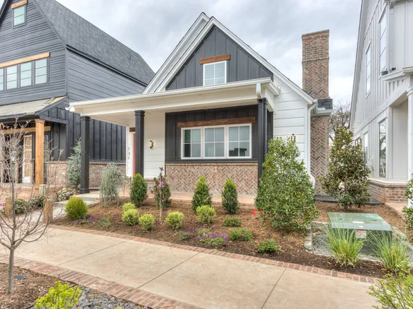 225 W 1st St #131, Edmond, OK 73003
