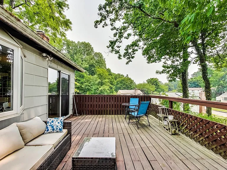 4704 Lance Ct — Photo 19