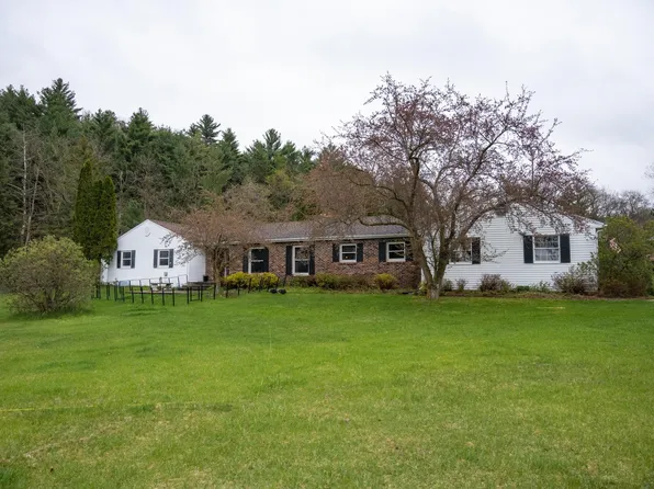 W9094 State Highway 33, Wonewoc, WI 53968
