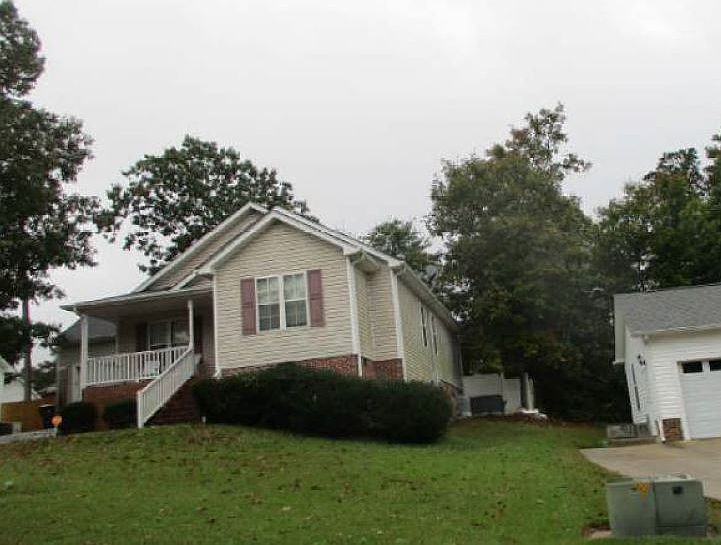 2nd image of 111 Rock Hound Rd