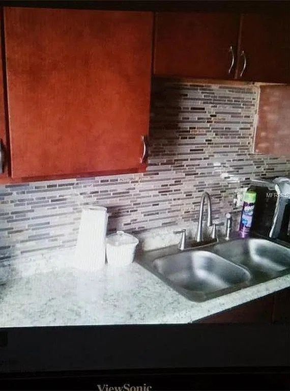3 bed, 1283 sqft, $1,900 — Photo 4