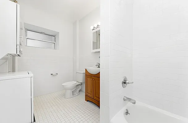 Rented by R New York | media 15