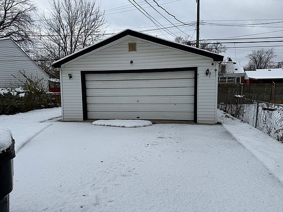 2nd image of 11731 Centralia