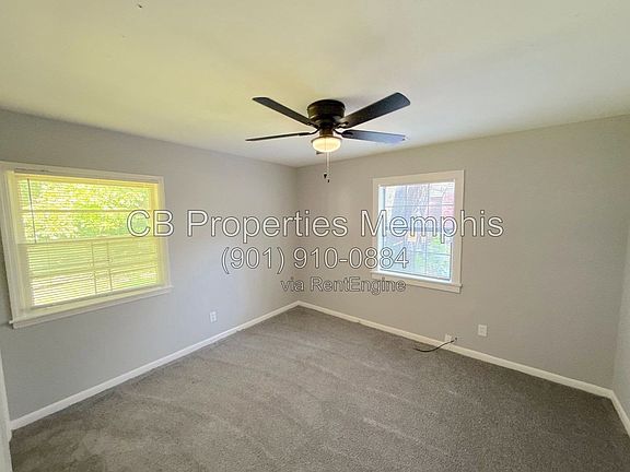 3rd image of 1445 Robin Hood Ln