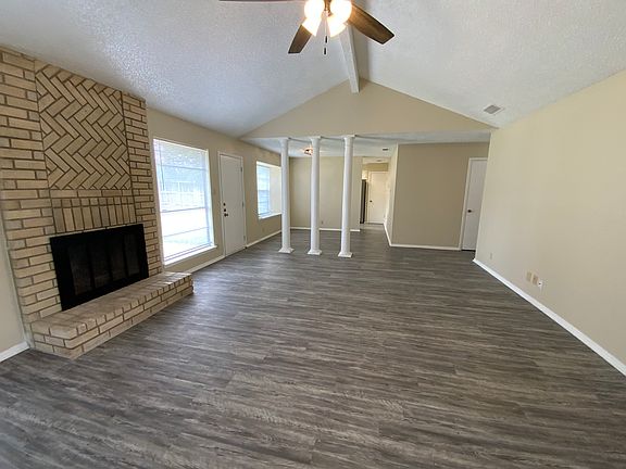 3rd image of 2018 Canyon Creek Dr
