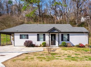 119 Hogan Rd, Rossville, GA 30741