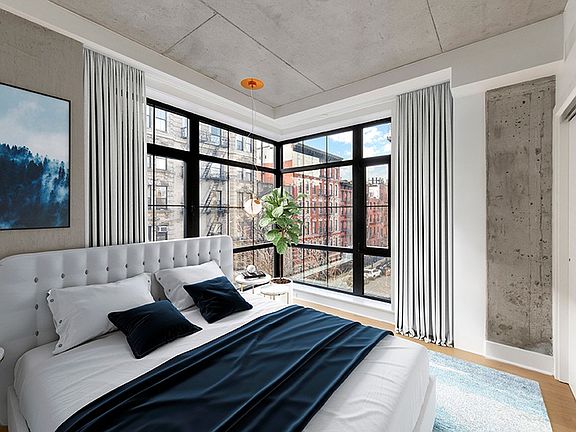 4th image of 253 E 7th St APT 2