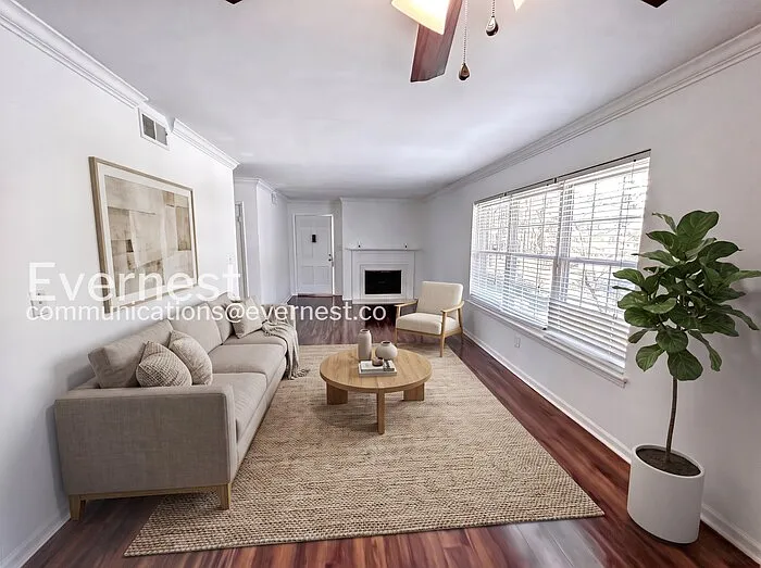 2086 Montreat Cir — Photo 2