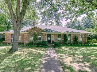 38 Lanshire Dr, Texarkana, TX 75503