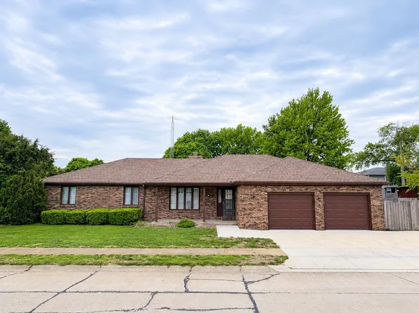 1015 6th St, Columbus, NE 68601