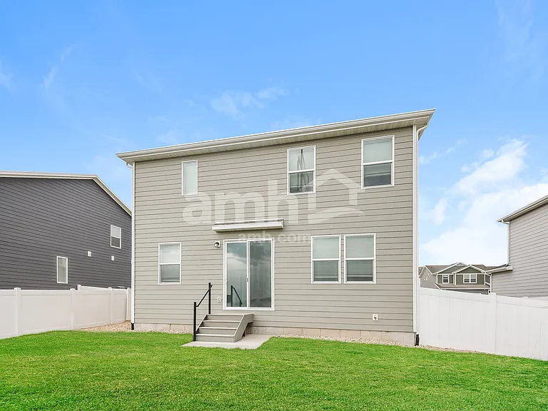 1242 S Brixton Ave — Photo 16
